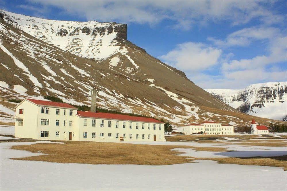 Guesthouse Nupur Thingeyri Exterior photo